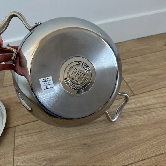 Brand New Ruffoni Pan 3.5 qt 5 Ply X-Core Premium Stainless Steel w/ Lid - Picture 5 of 5